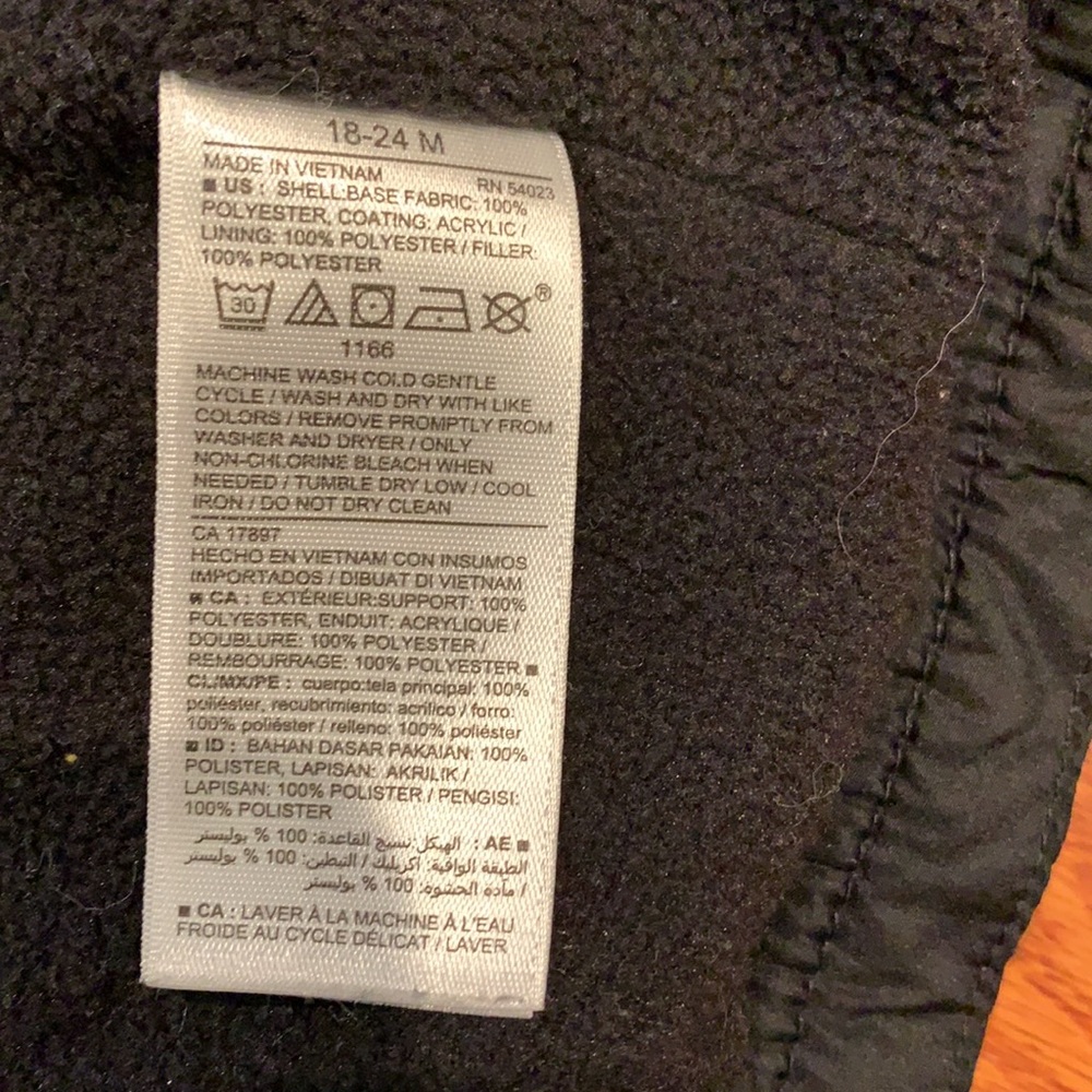 Toddler Old Navy 18M black puffer jacket - Picture 4 of 5